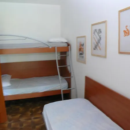 Ferienhaus Fuer 6 Personen Ca 50 Qm In Bibione, Adriakueste Italien Und Umgebung - B63118 Ferienhaus *